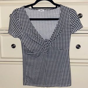 Short sleeve top